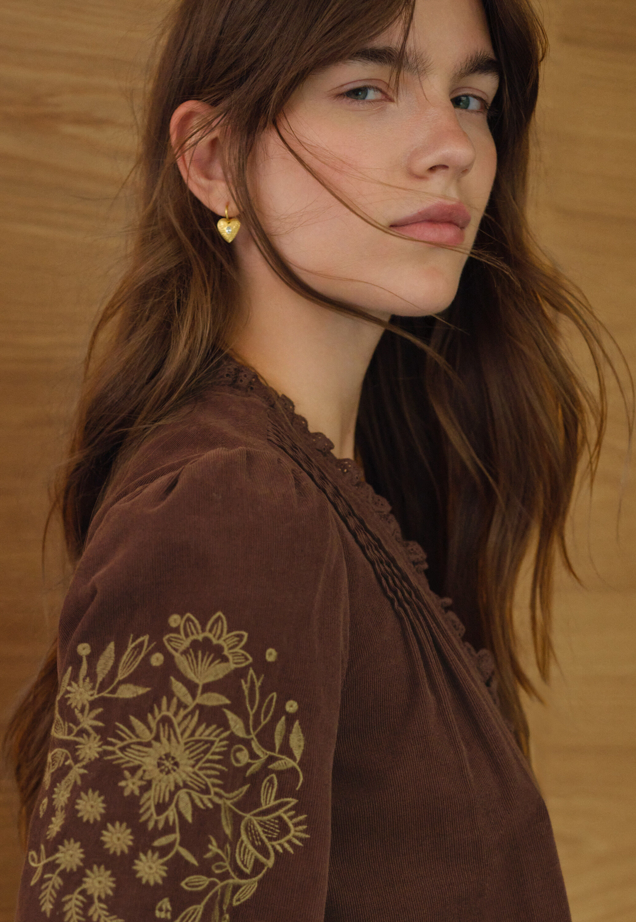 Heart earrings, Gold, large