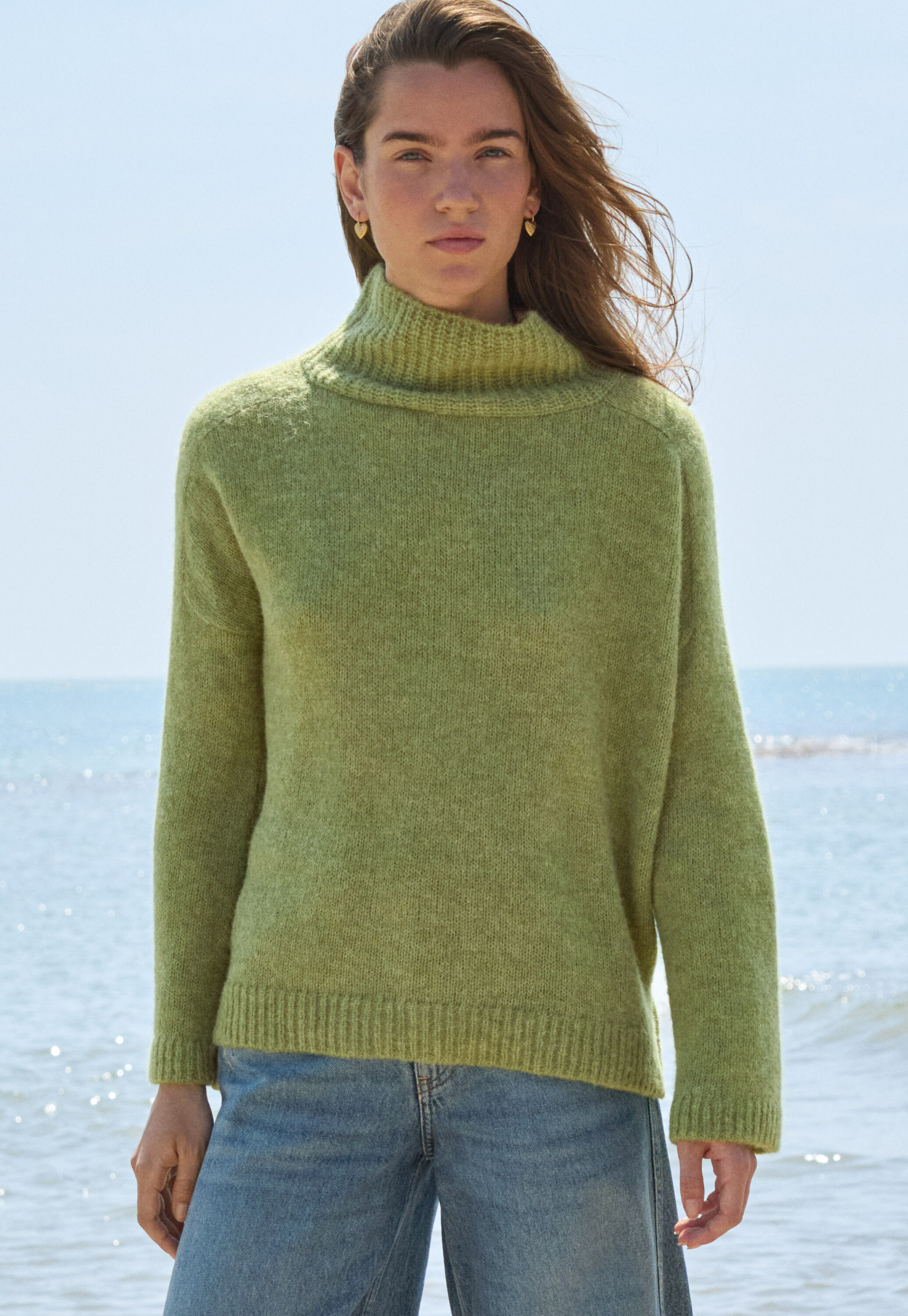 Lace-stitch sweater